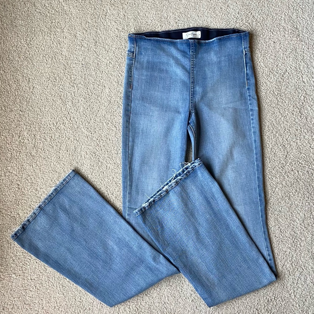 Jessica Simpson | Flare Bottom Jeans